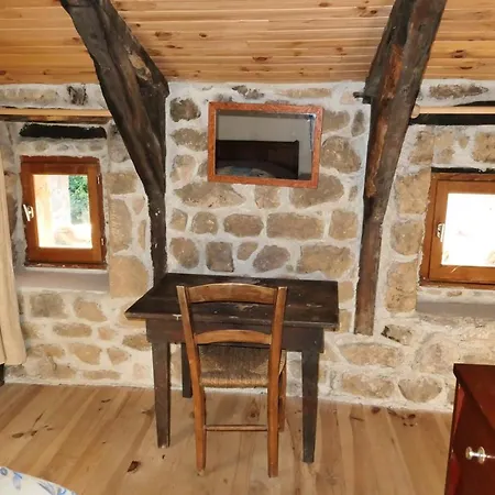 Maison Charmante A Avec Jardin Et Terrasse Holiday home *